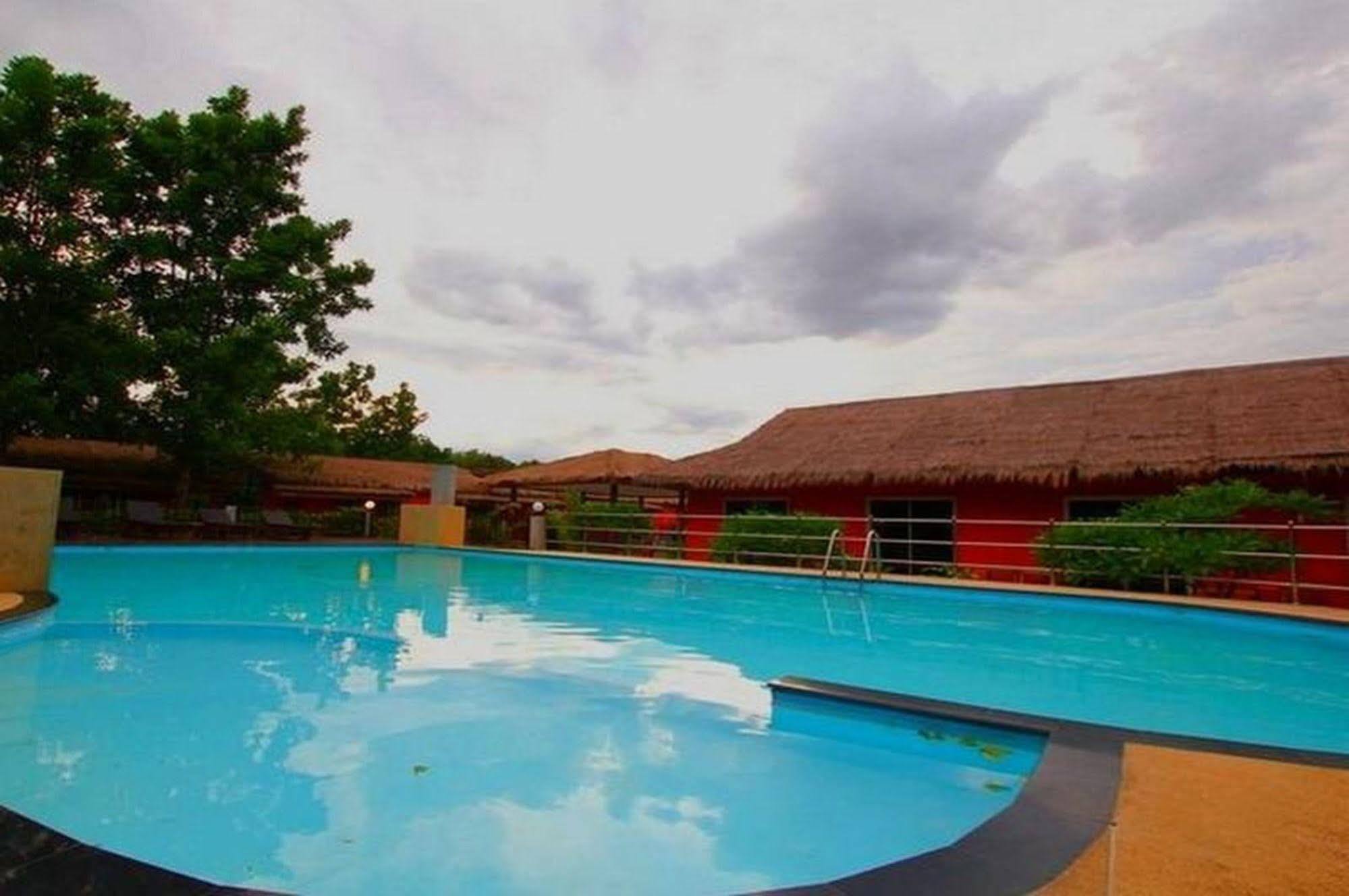 Aurora Resort Kanchanaburi by Eksteriør bilde