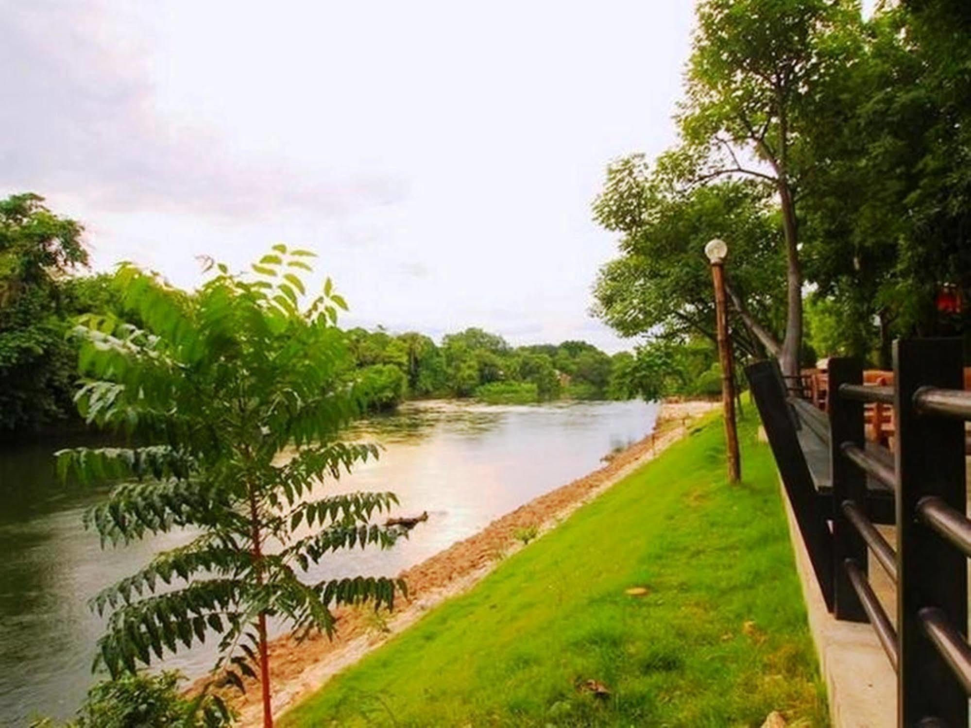 Aurora Resort Kanchanaburi by Eksteriør bilde